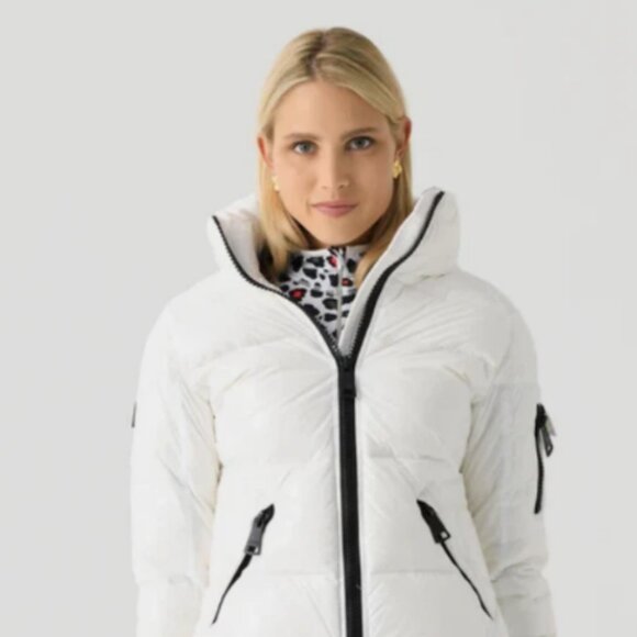 SAM FREESTYLE DOWN PUFFER JACKET in White MSRP$595 Luxury + High-Performance - Picture 3 of 16